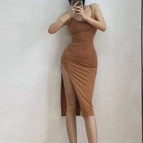 Vestido Longo com Fenda Alta