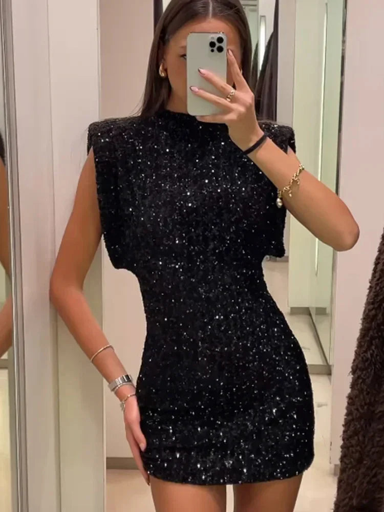 Vestido Curto Elegante com Paetês